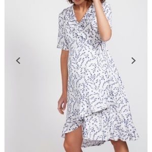 brand new Isabella Oliver maternity dress!!